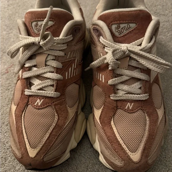 New Balance 9060 - Picture 4 of 10